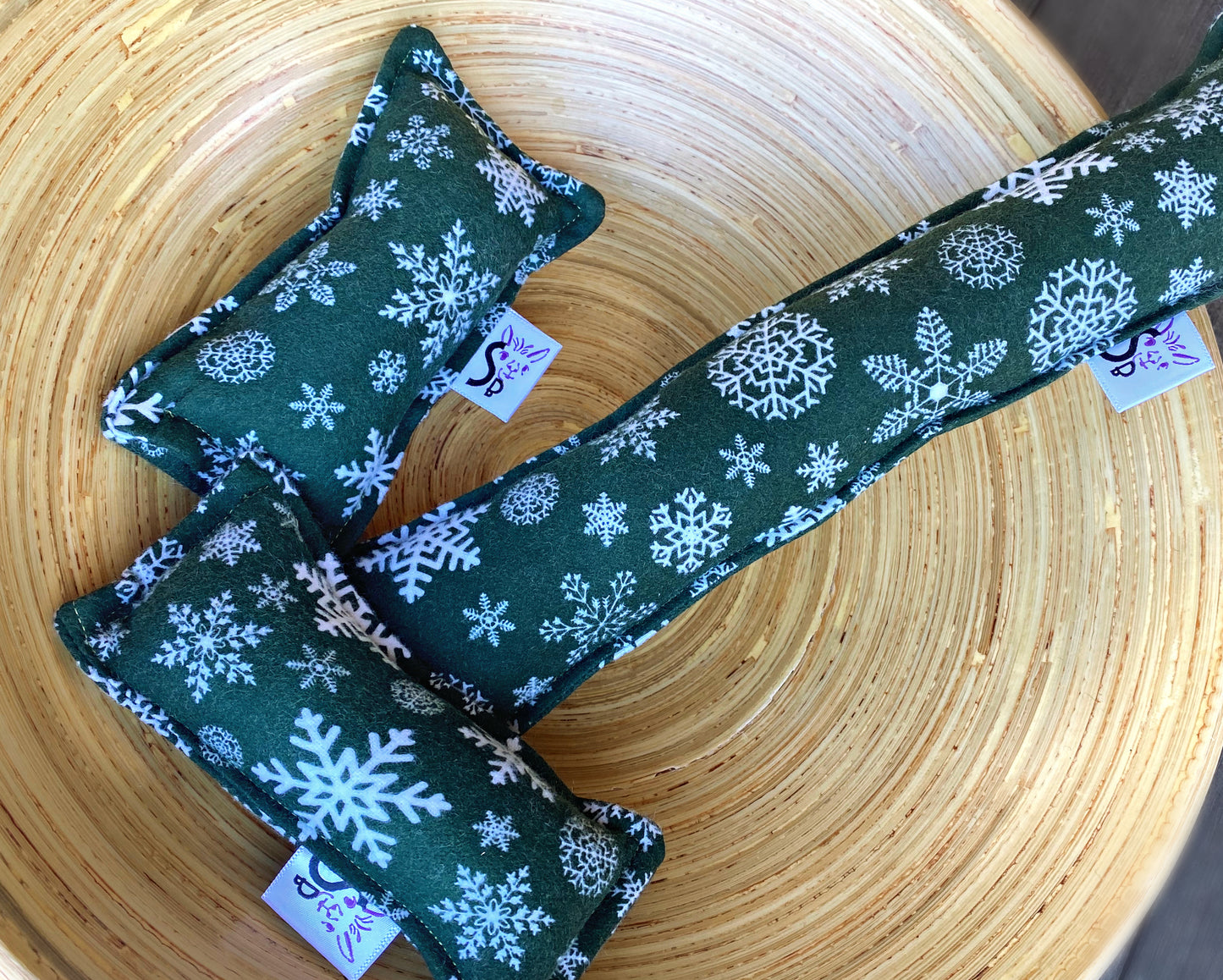 Flannel Kitty Nip Kicker Catnip Toy in Green Christmas Snowflakes - 2 Sizes!