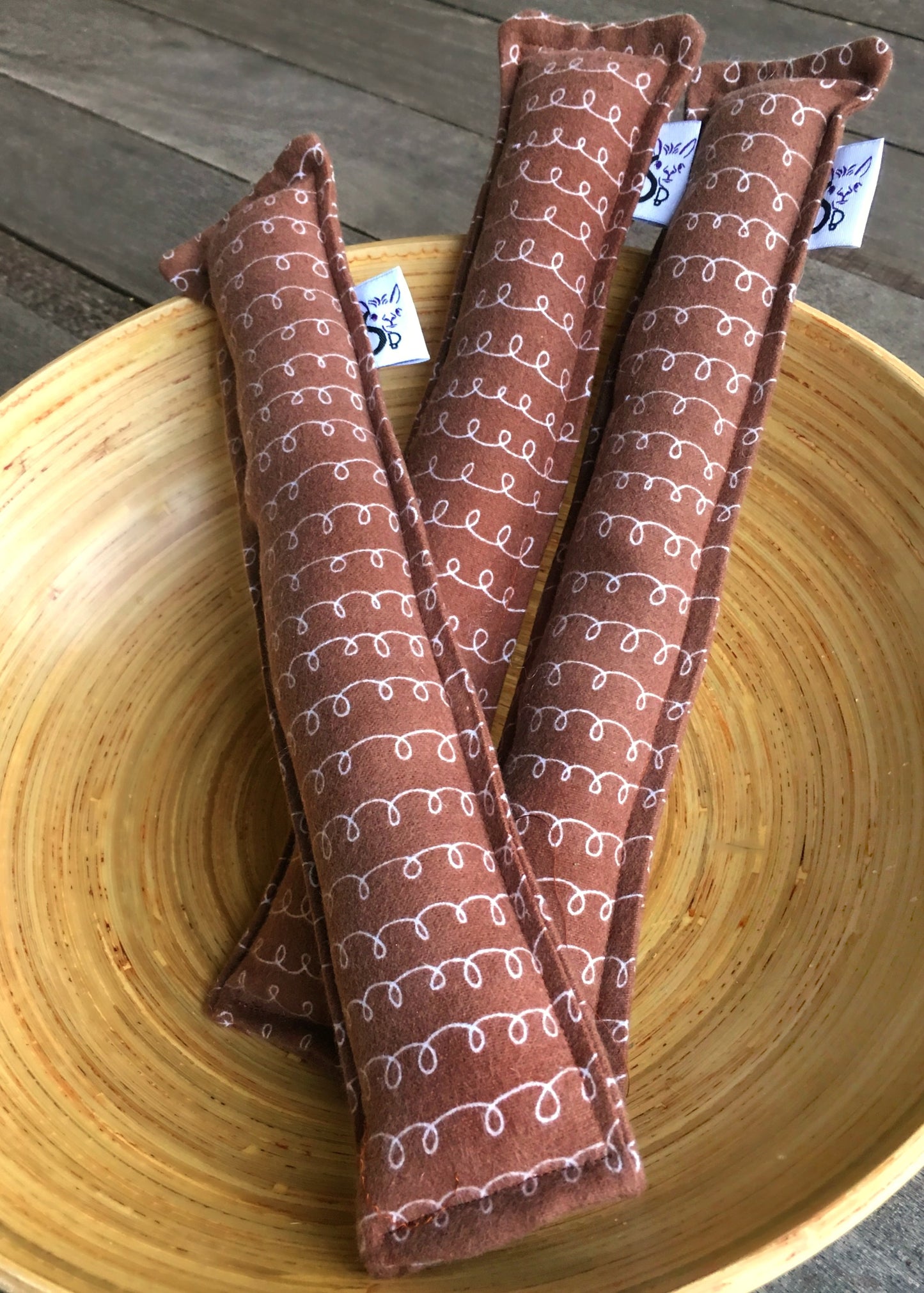 Flannel Kitty Nip Kicker Catnip Toy in Bark Scribble