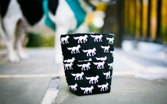 Fun Premium Treat and Pickup Bags Carry Pouch Food Safe Waterproof Lining Choice of Clasps White Wolves